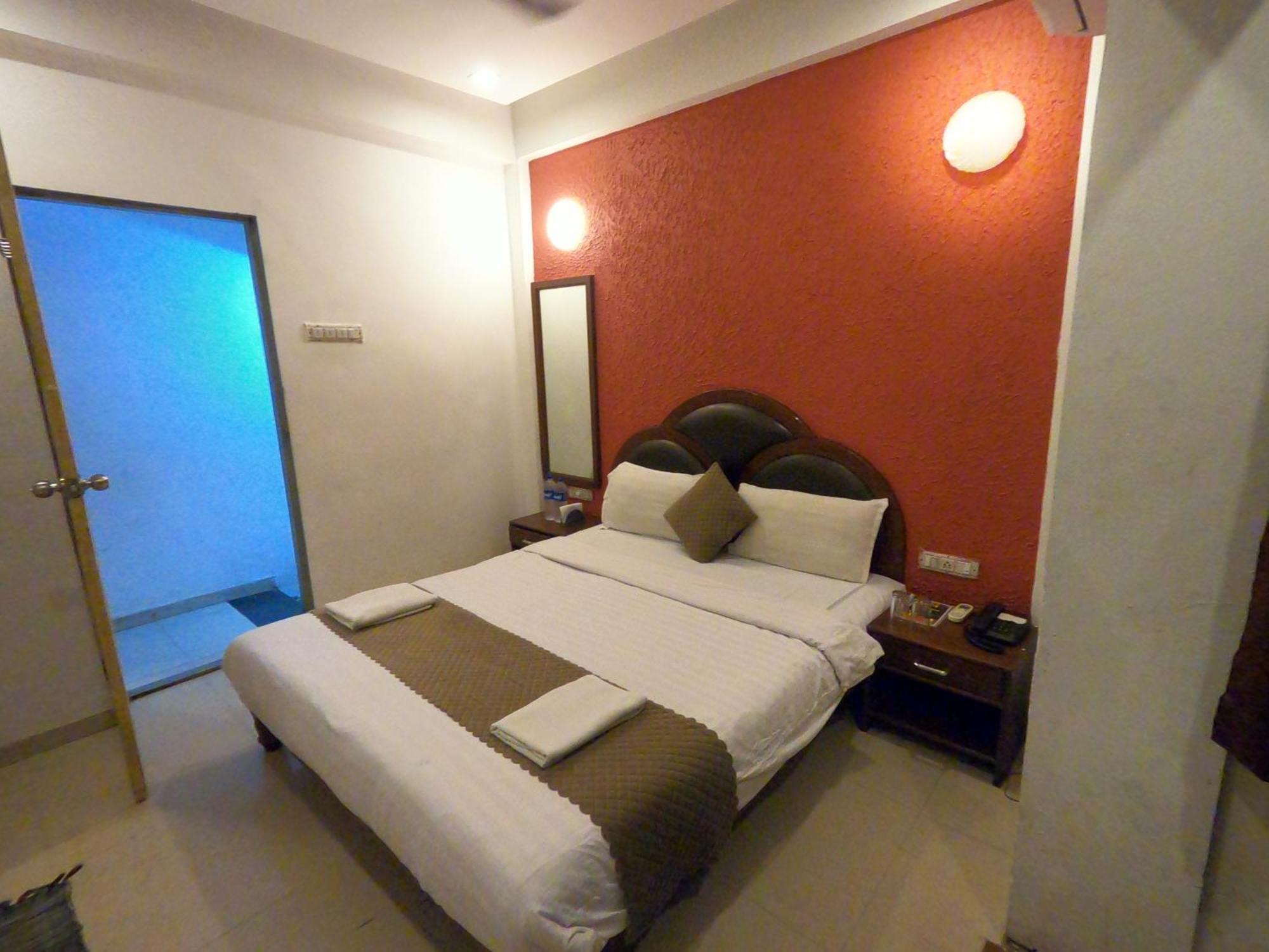 Hill Forest Resort Lonavala Ngoại thất bức ảnh